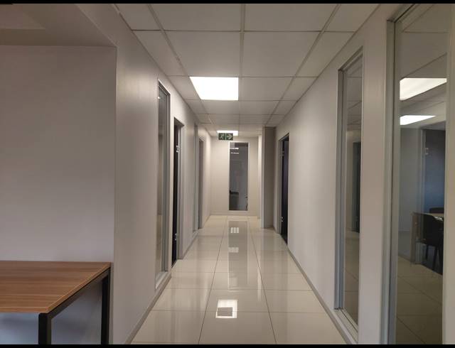 235M² OFFICE TO LET IN HURLINGHAM